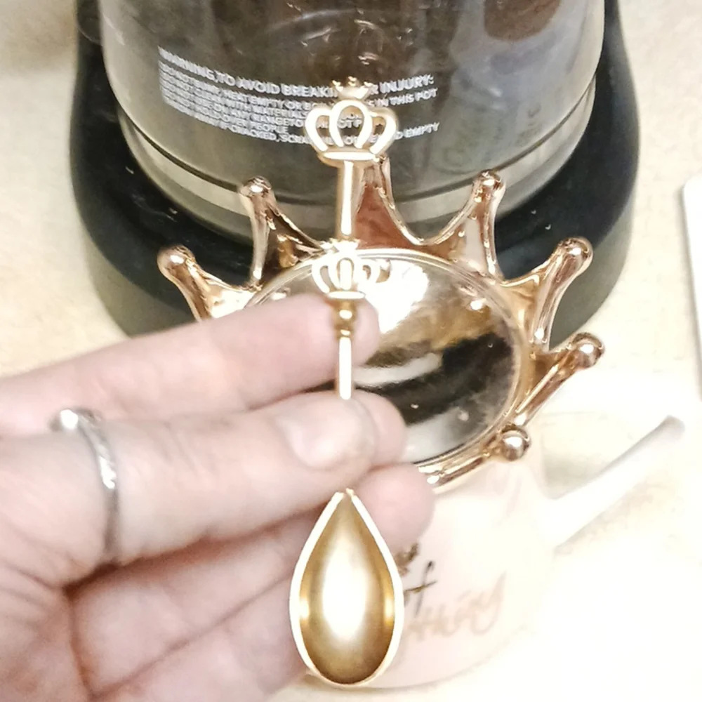 QUEEN OF EVERYTHING, GOLD CROWN TOP, PRECIOUS LIL CROWN SPOON. - Picture 2 of 5